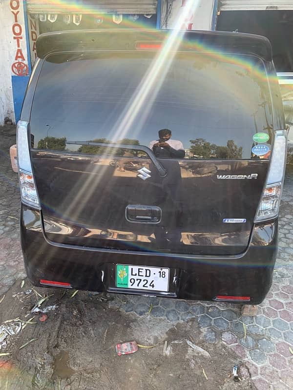 Suzuki Wagon R 2018 13