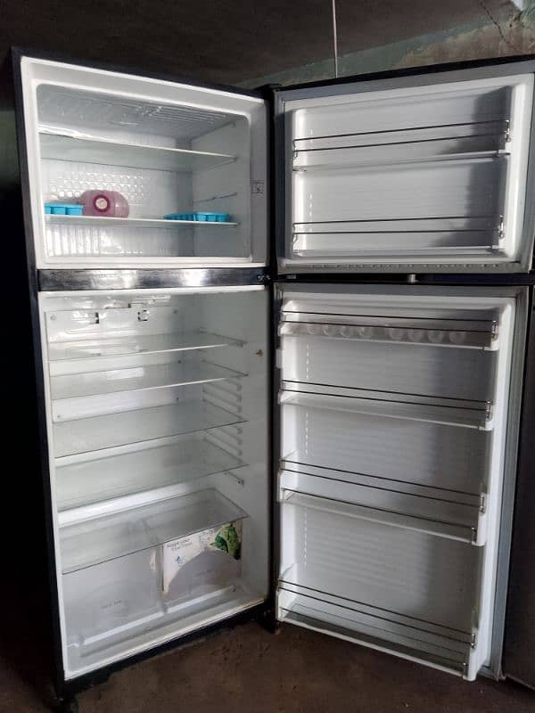 Dawlance refrigerator condition 10/10 3