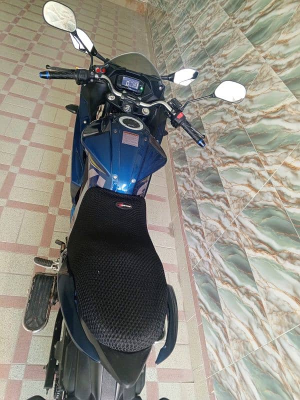 Suzuki Gixxer 150 Brand New Condition 3