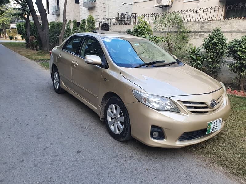 Toyota Corolla Altis 2013 1