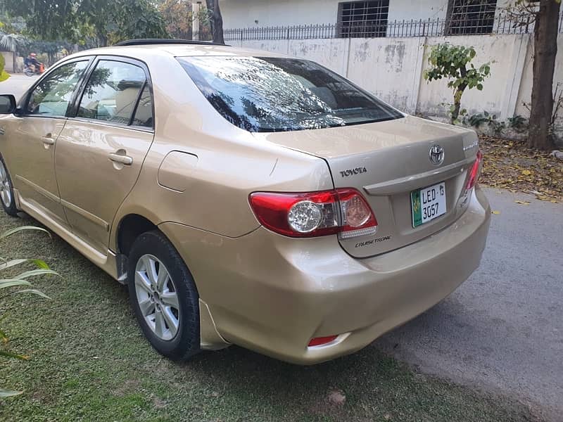 Toyota Corolla Altis 2013 5