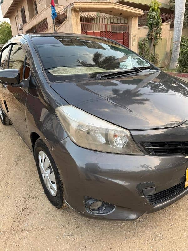 Toyota Vitz 2012 3