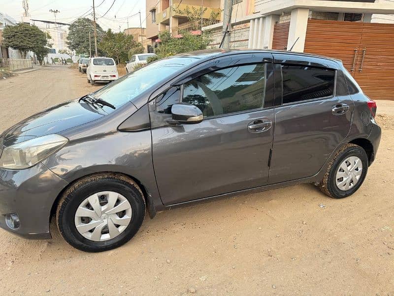 Toyota Vitz 2012 6