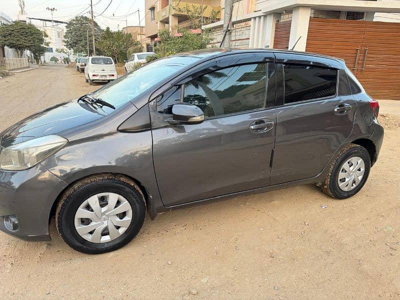 Toyota Vitz 2012 8