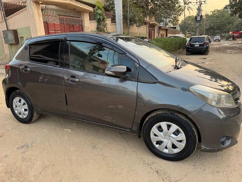 Toyota Vitz 2012 9