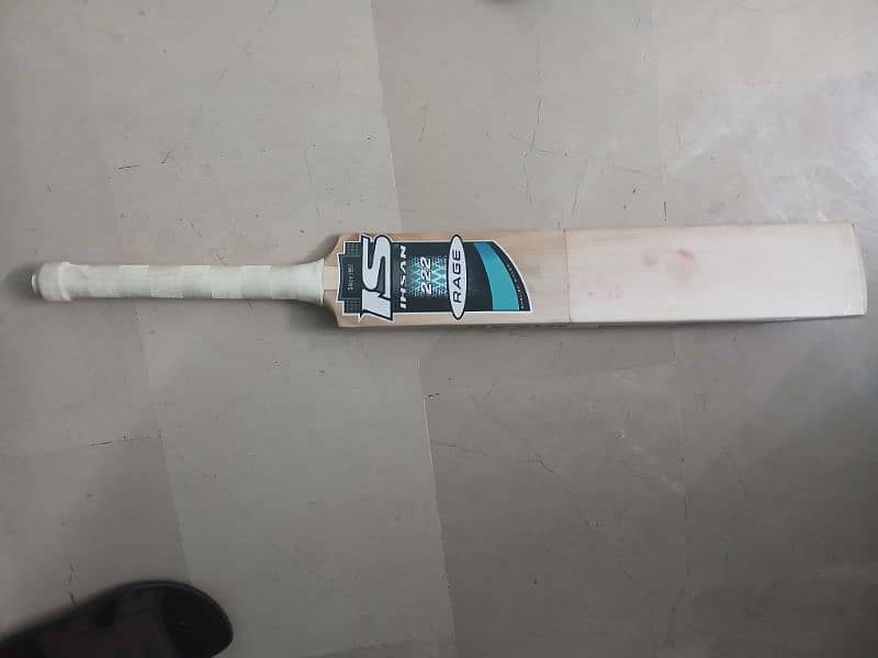 Full Size Rage Cricket Bat 1