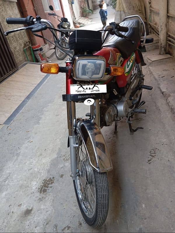 Honda Cd 70 for sale 3