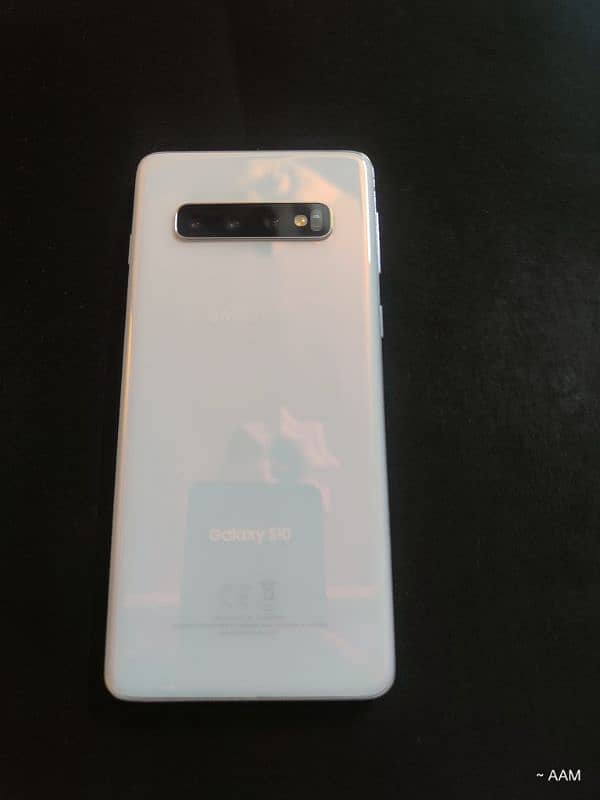 Samsung Galaxy S10 SM-G973U 10/10 condition USA imported single sim 3