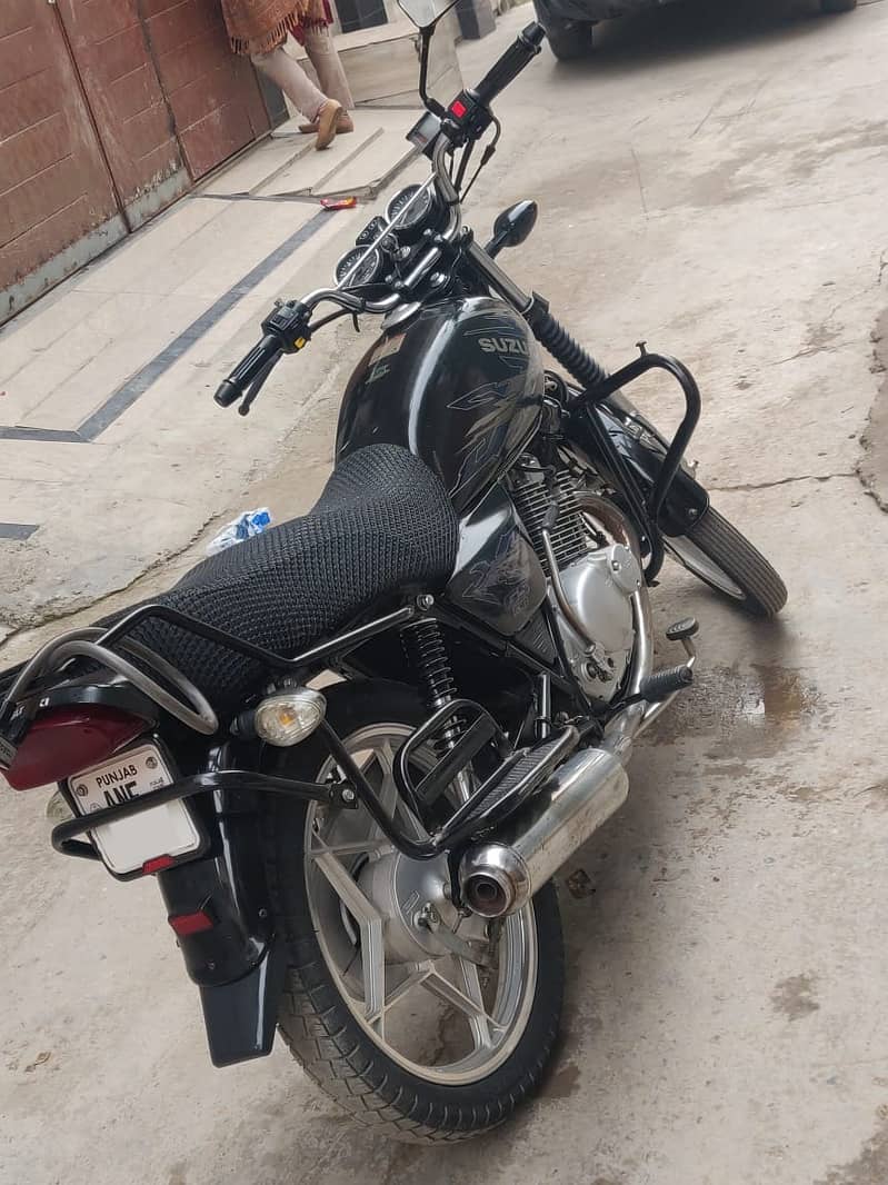 Suzuki GS 150 2022 2