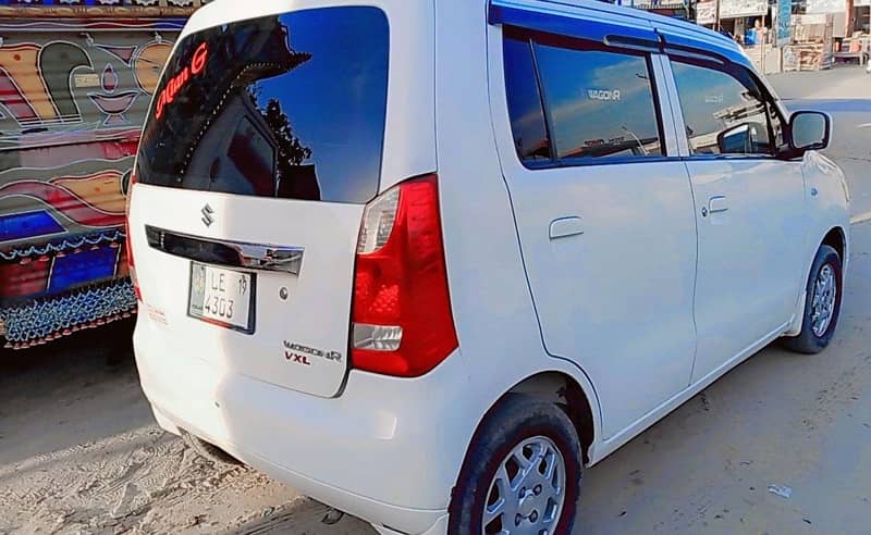 Suzuki Wagon R 2018 5