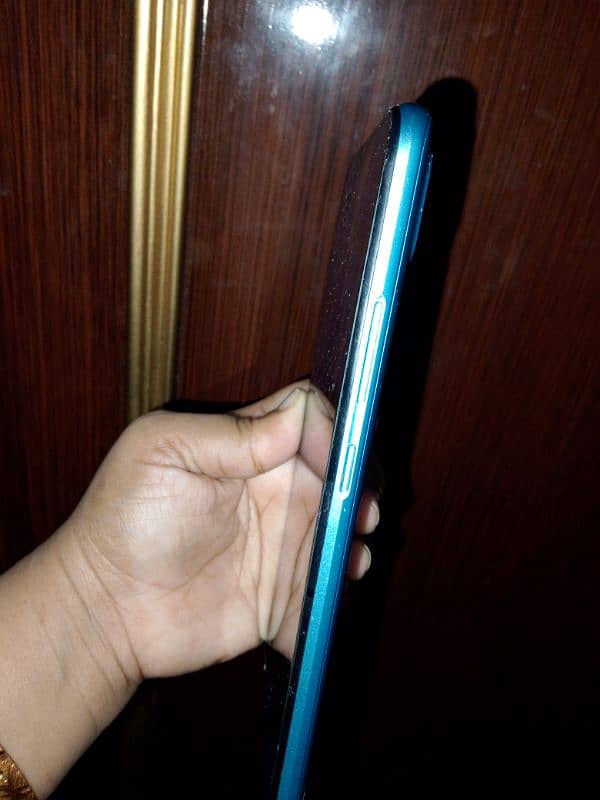 realme c21y for sale 4