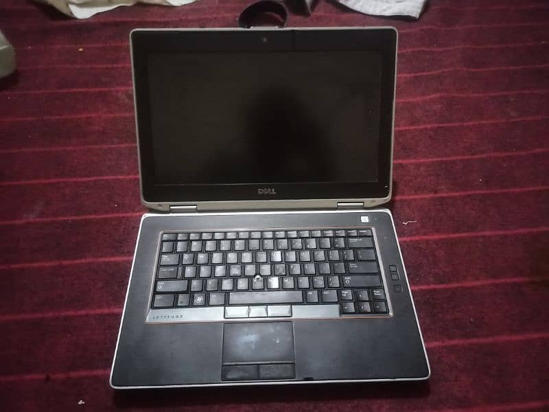 Dell Laptop Core I 5 8GB ram 2