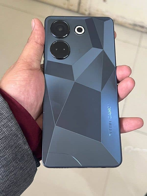 Tecno camon 20 pro 2