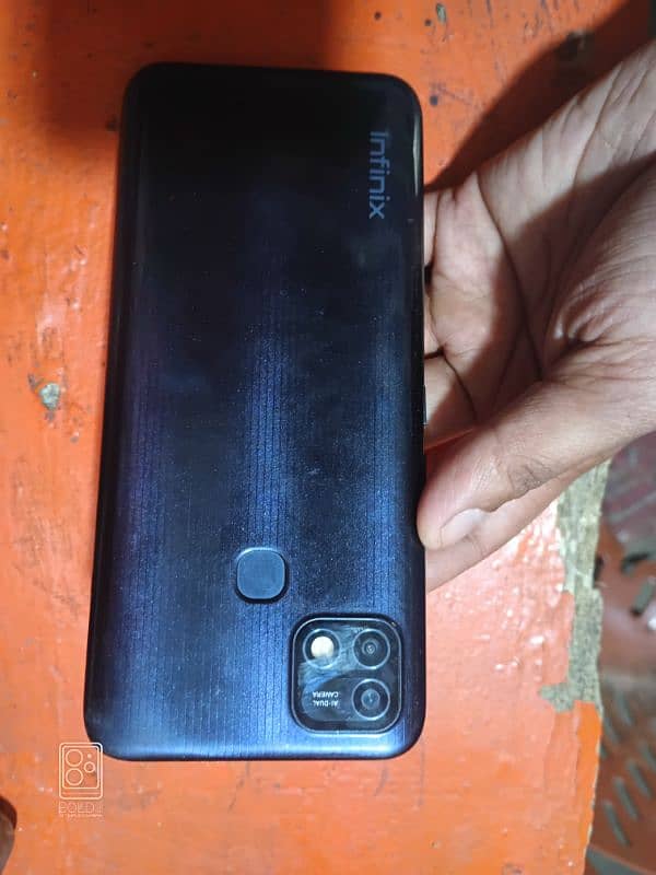 Infinix Hot 10i 3