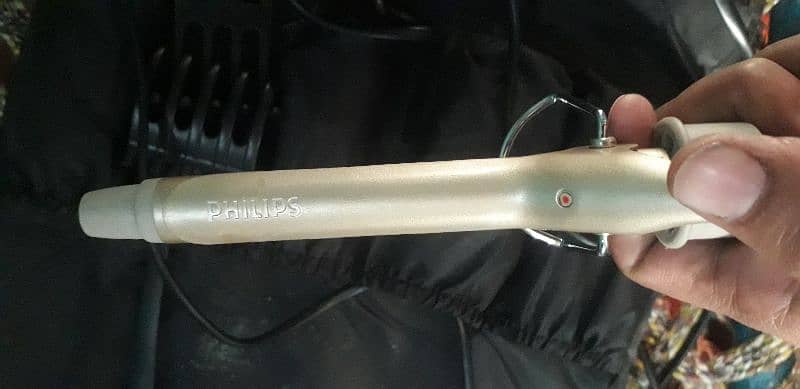 philips Hair Striaghtner and Curler 2