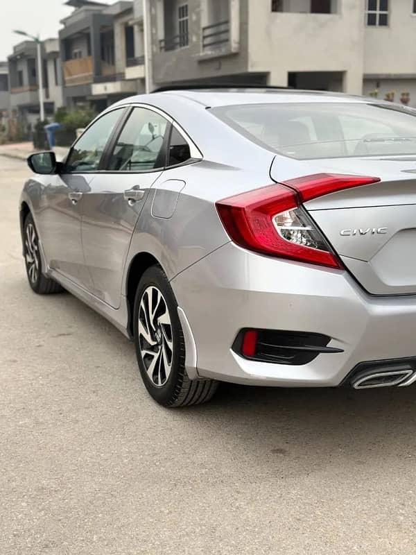 Honda Civic Oriel 2018 1