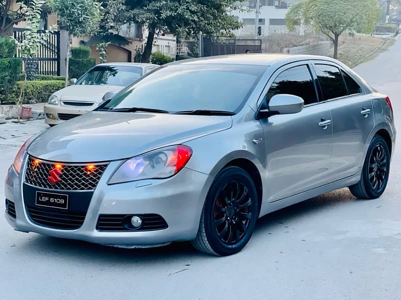 Suzuki Kizashi Imported Better than Civic Corrolla Grande yaris Accord 2