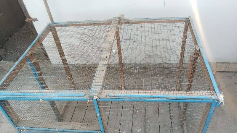 hens cage available 2