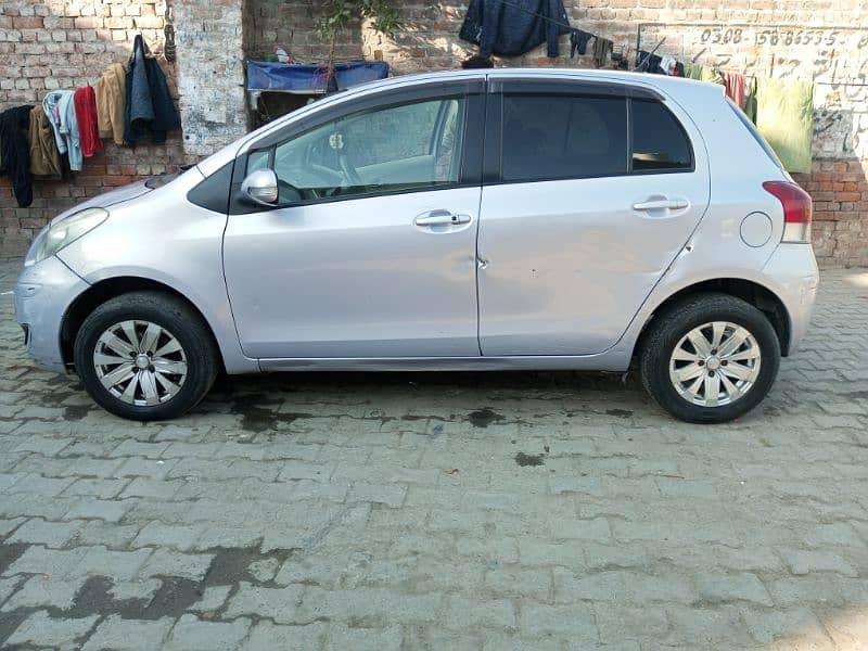 Toyota Vitz 2010 13