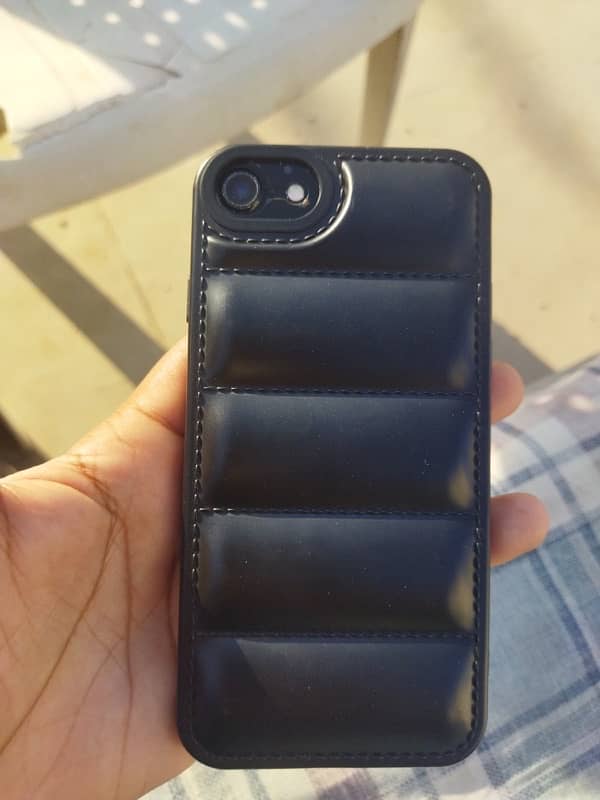 iPhone 7 128GB PTA Approved 5