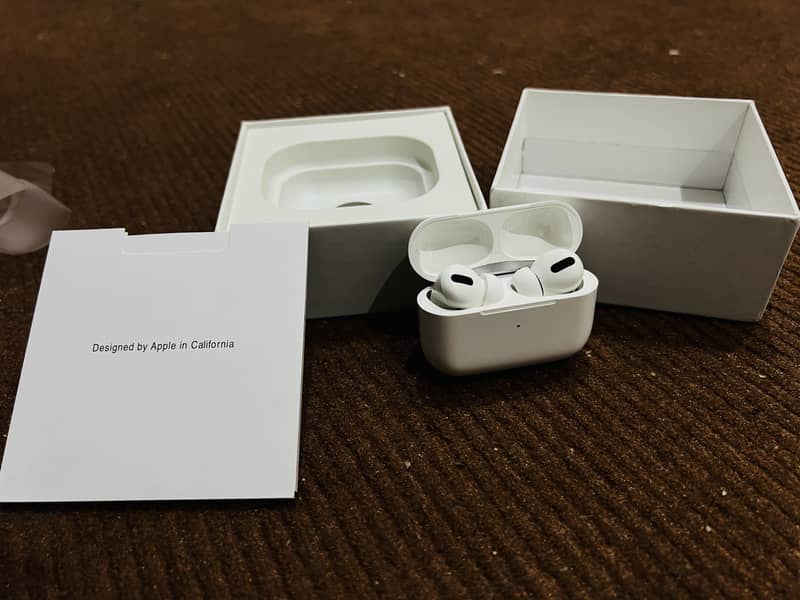 Apple Airpods pro 0