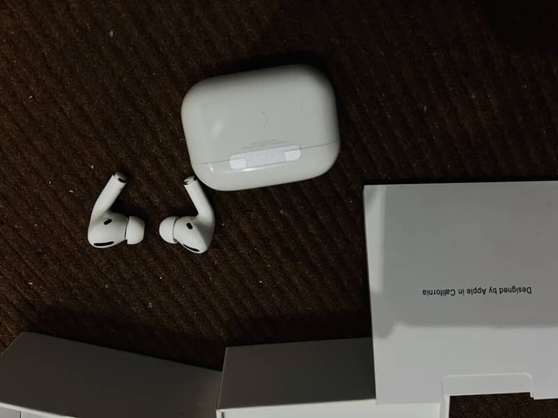 Apple Airpods pro 5