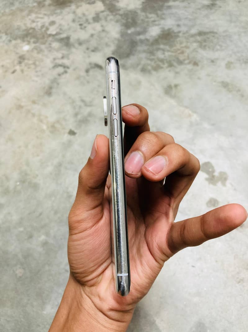 Apple iPhone X PTA Approved 2