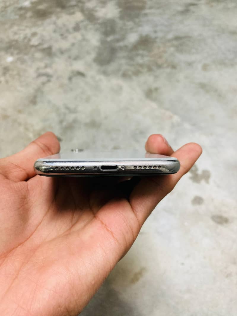 Apple iPhone X PTA Approved 4