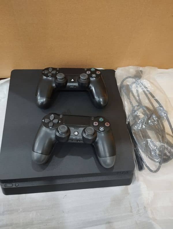 Playstation 4 (slim 1tb) 4