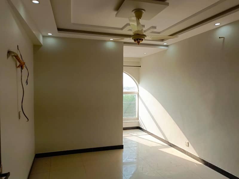 2 BED LIKE A BRAND APARTMENT FOR SALE IN BAHRIA TOWN LAHORE 4