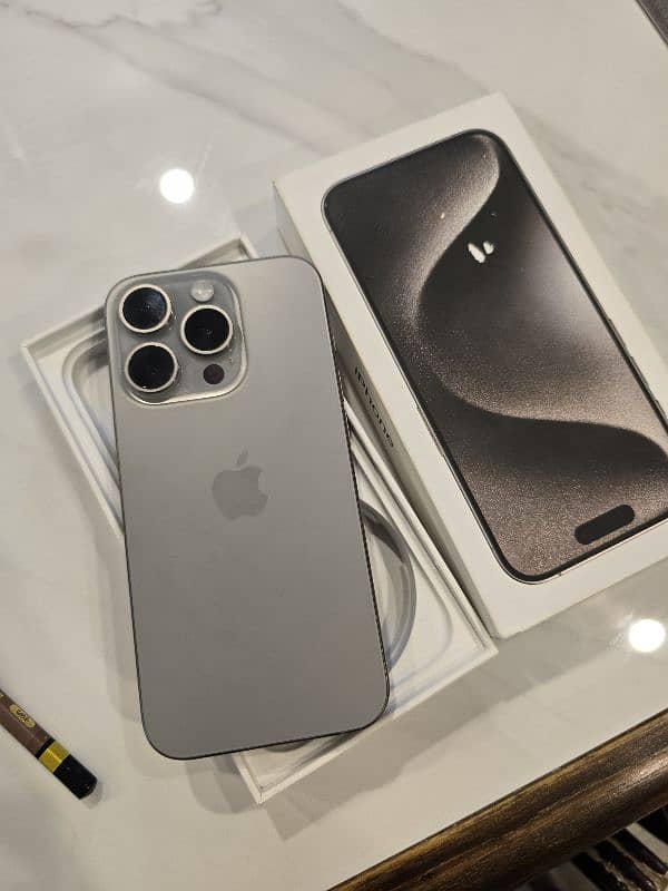 iphone 15 pro 256gb titanium 1