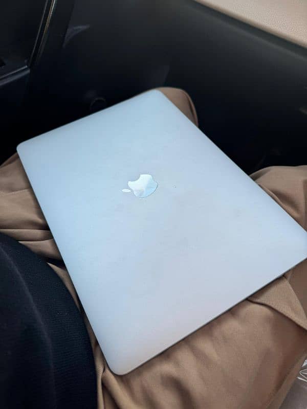 MacBook Pro TB 2019 13 Inches 16GB 512GB 1