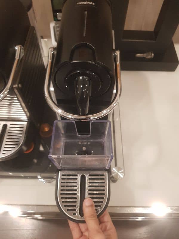 Nespresso Pixie Coffee Brewing Machine. 2