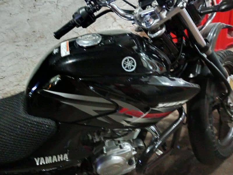 Yamaha YBR G 125 1