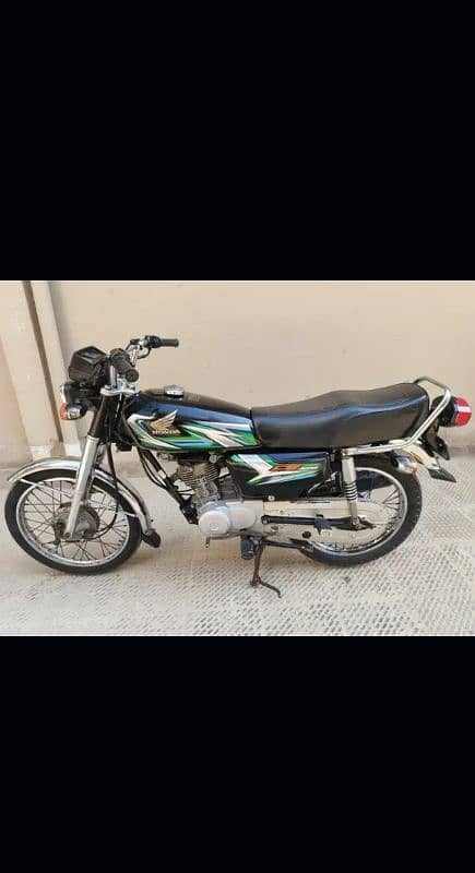 HONDA CG 125 Model 2023 1st Owner, With TRACKER SYSTEM Low Millage 1