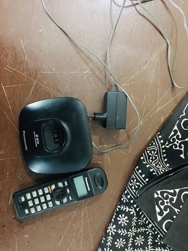 Cordless Panasonic phone 1