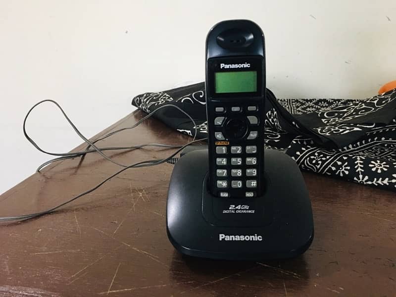 Cordless Panasonic phone 2