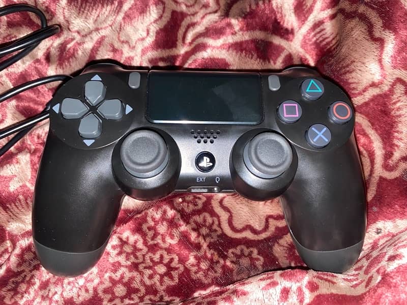 PS4 Controllers 0