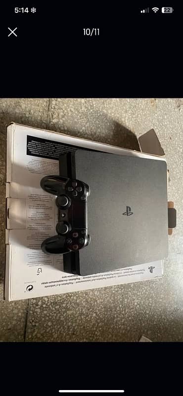 PS4 Slim w original controller and  God of war 4 game 9