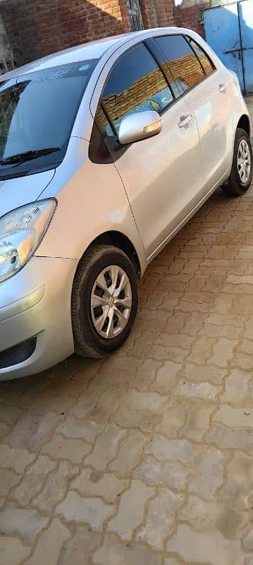 Toyota Vitz 2009 6