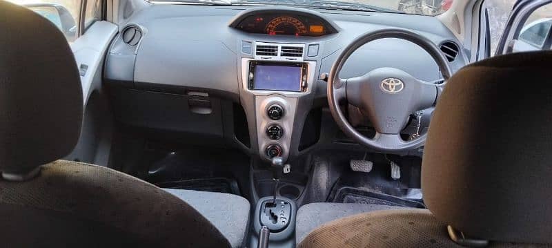 Toyota Vitz 2009 1