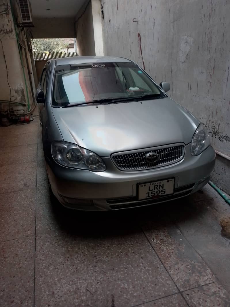 Corolla SE saloon 2004 model 5