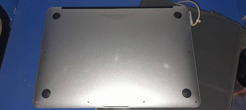 MacBook air urgent sale 0