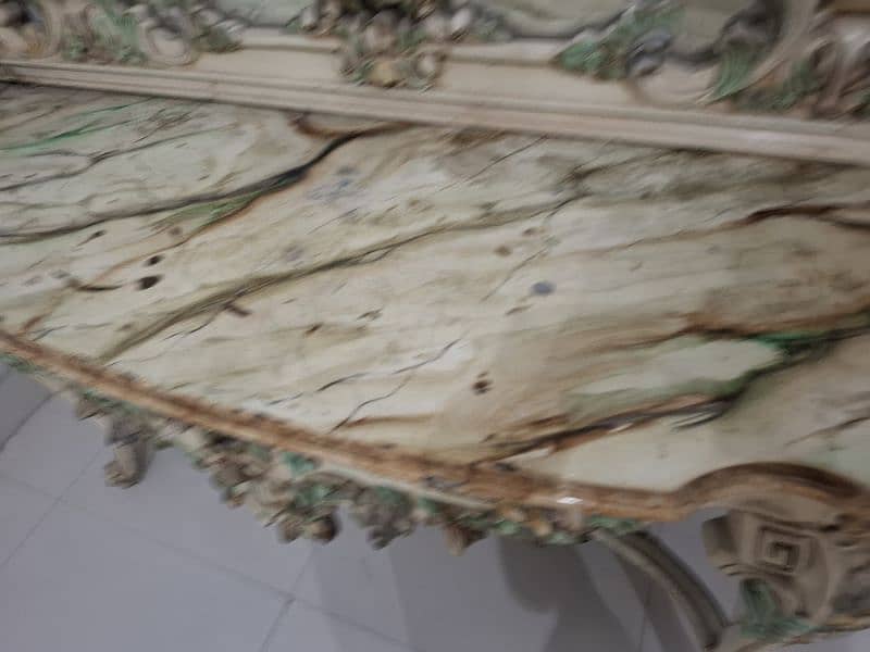 ENTERANCE MIRROR AND STYILSH CONSOLE 2