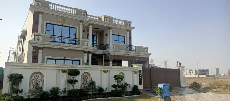 06 Bedrooms 1 Kanal Bungalow Available For Rent In DHA Phase 8 0