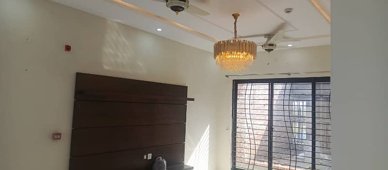 06 Bedrooms 1 Kanal Bungalow Available For Rent In DHA Phase 8 4