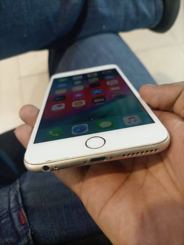 I phone 6s plus 128gb non pta 2