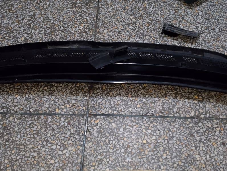 Honda reborn civic wiper gril normal conditionn 3