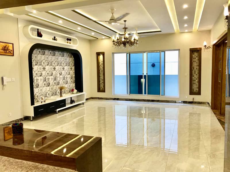 4 Walls Developers Offer 1-Kanal Brand New Fully Luxury House for Rent in DHA Phase-5 Lahore 12