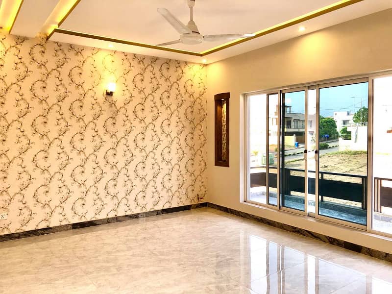 4 Walls Developers Offer 1-Kanal Brand New Fully Luxury House for Rent in DHA Phase-5 Lahore 20